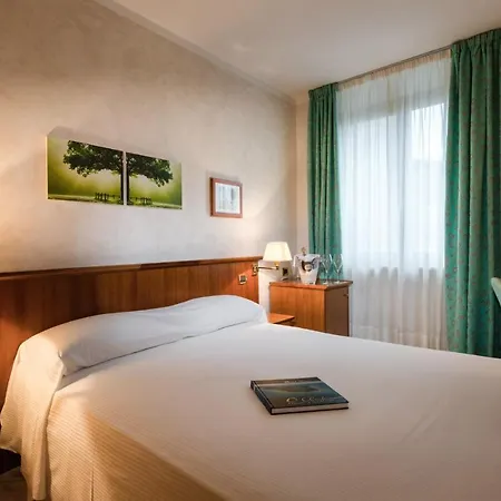 Готель Corte Regina 3*