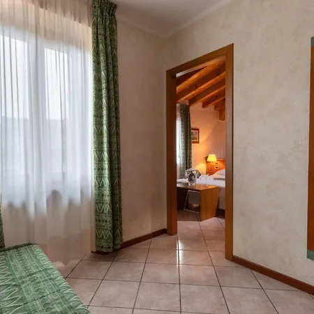 Готель Corte Regina 3*